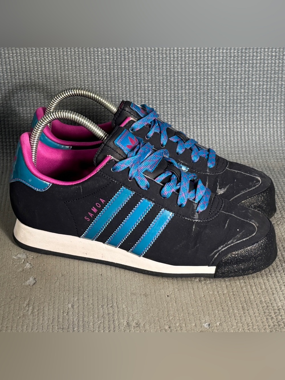 Adidas Samoa Black Fashion Sneakers Women’s Size 6.5